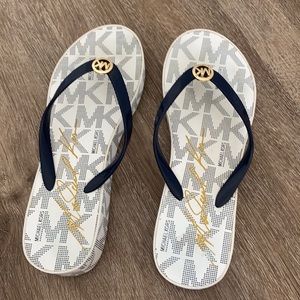 Michael Kors navy white flip flops - wedge sz8